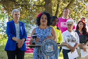 New York State Assembly Member Pamela Hunter speaks at a press conference held at Planned Parenthood’s Syracuse Health Center Friday afternoon. 